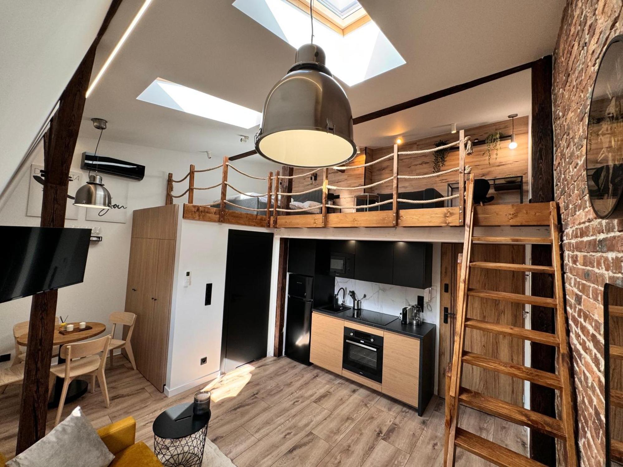 Loft In The City Center By Kobiela Apartments Katoviçe Dış mekan fotoğraf
