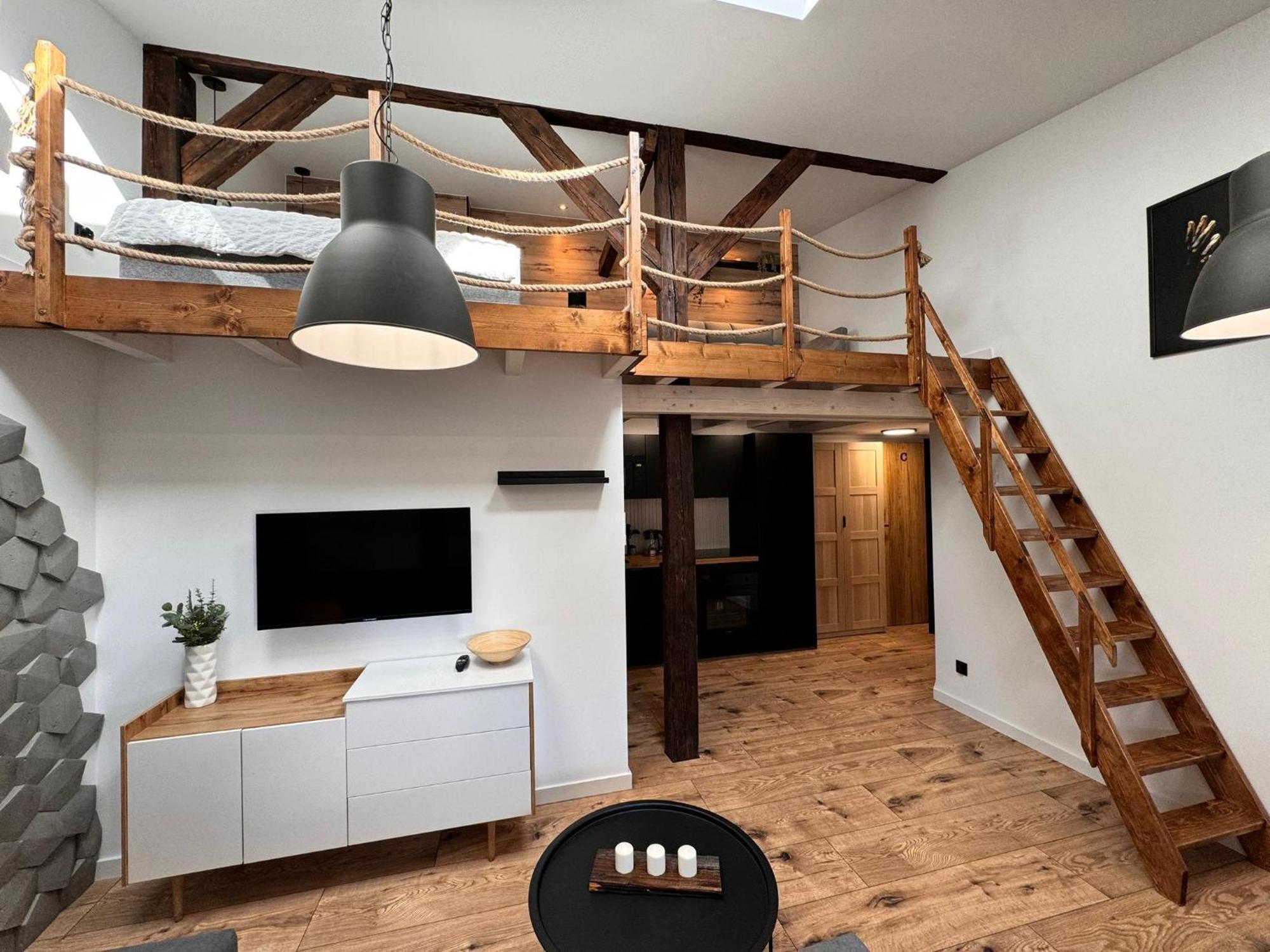 Loft In The City Center By Kobiela Apartments Katoviçe Dış mekan fotoğraf