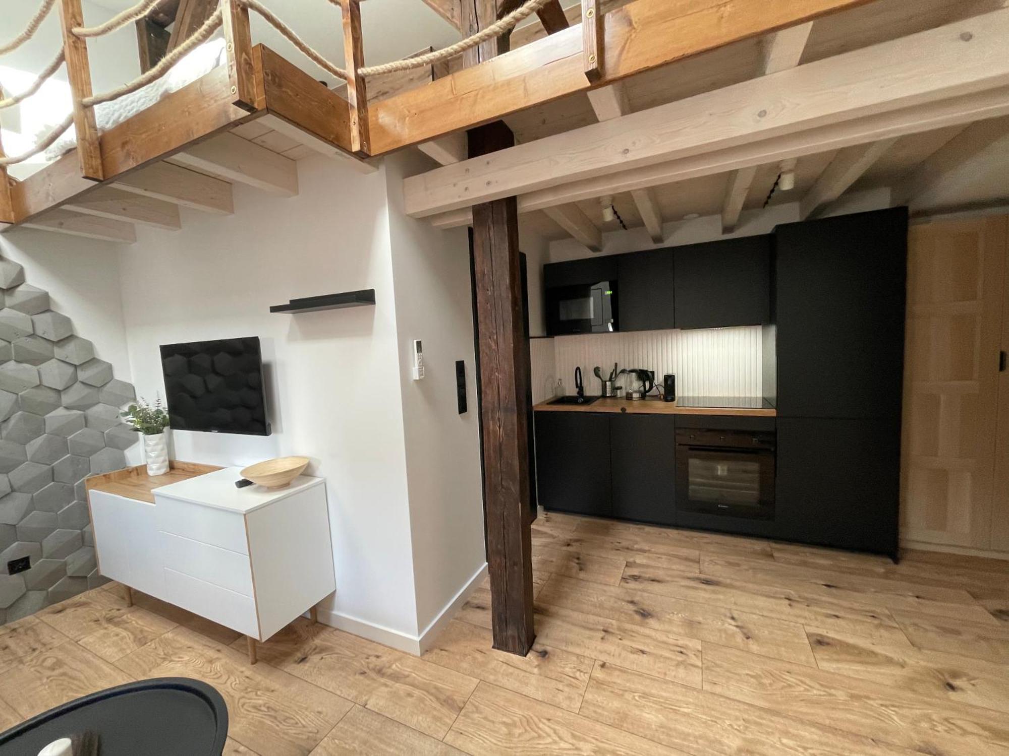 Loft In The City Center By Kobiela Apartments Katoviçe Dış mekan fotoğraf